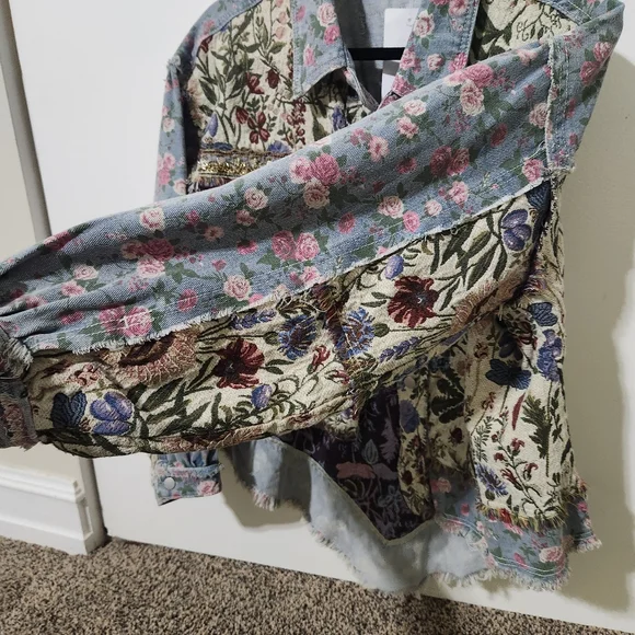 NWT Shop Stevie POL Floral Denim Jacket - Picture 7 of 9